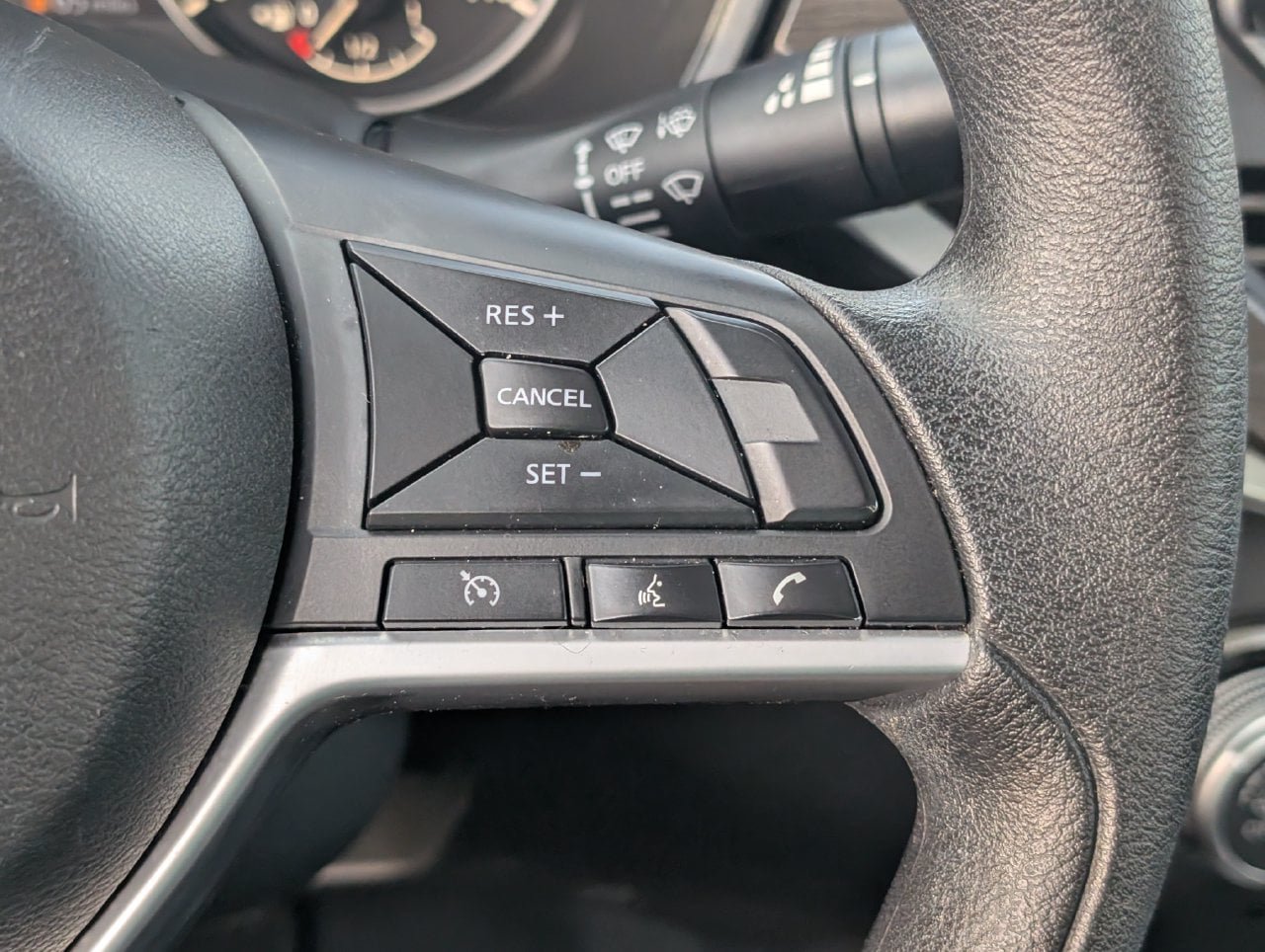 Used 2025 Nissan Altima 2.5 SV FWD image 20