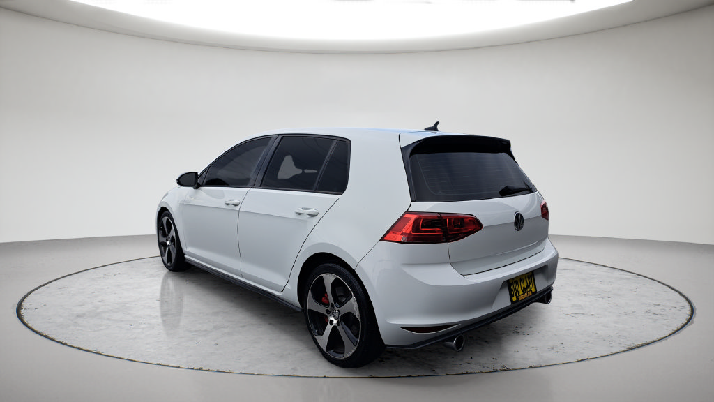 Used 2017 Volkswagen GTI Sport FWD image 7