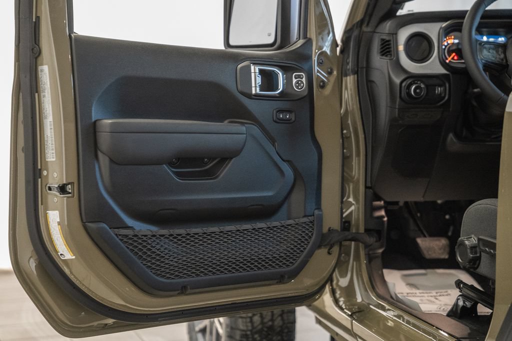 New 2026 Jeep Wrangler Sport AWD/4WD image 33