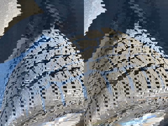 Certified 2020 Chevrolet Silverado 1500 LTZ w/ LTZ Premium Package AWD/4WD image 29