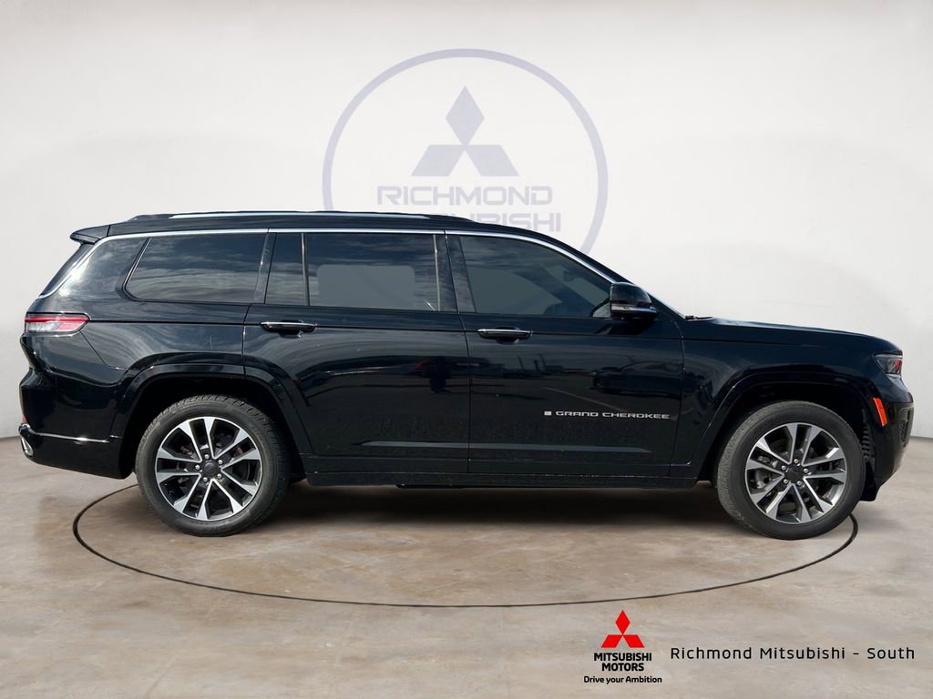 Used 2021 Jeep Grand Cherokee L Overland w/ Luxury Tech Group IV RWD image 2