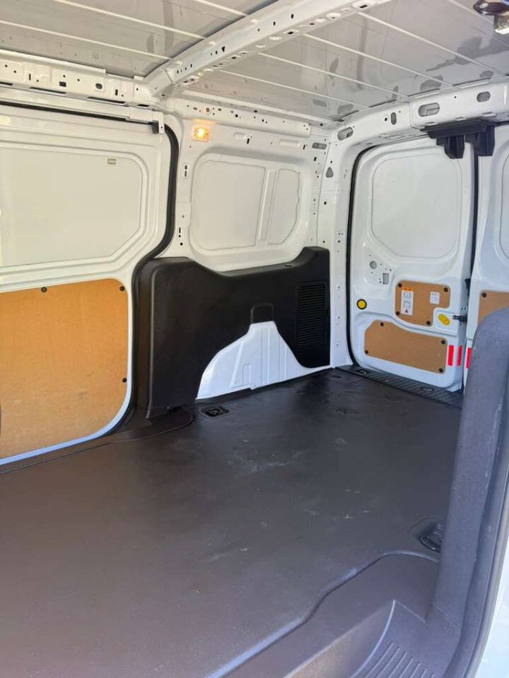 Used 2018 Ford Transit Connect XL FWD image 11
