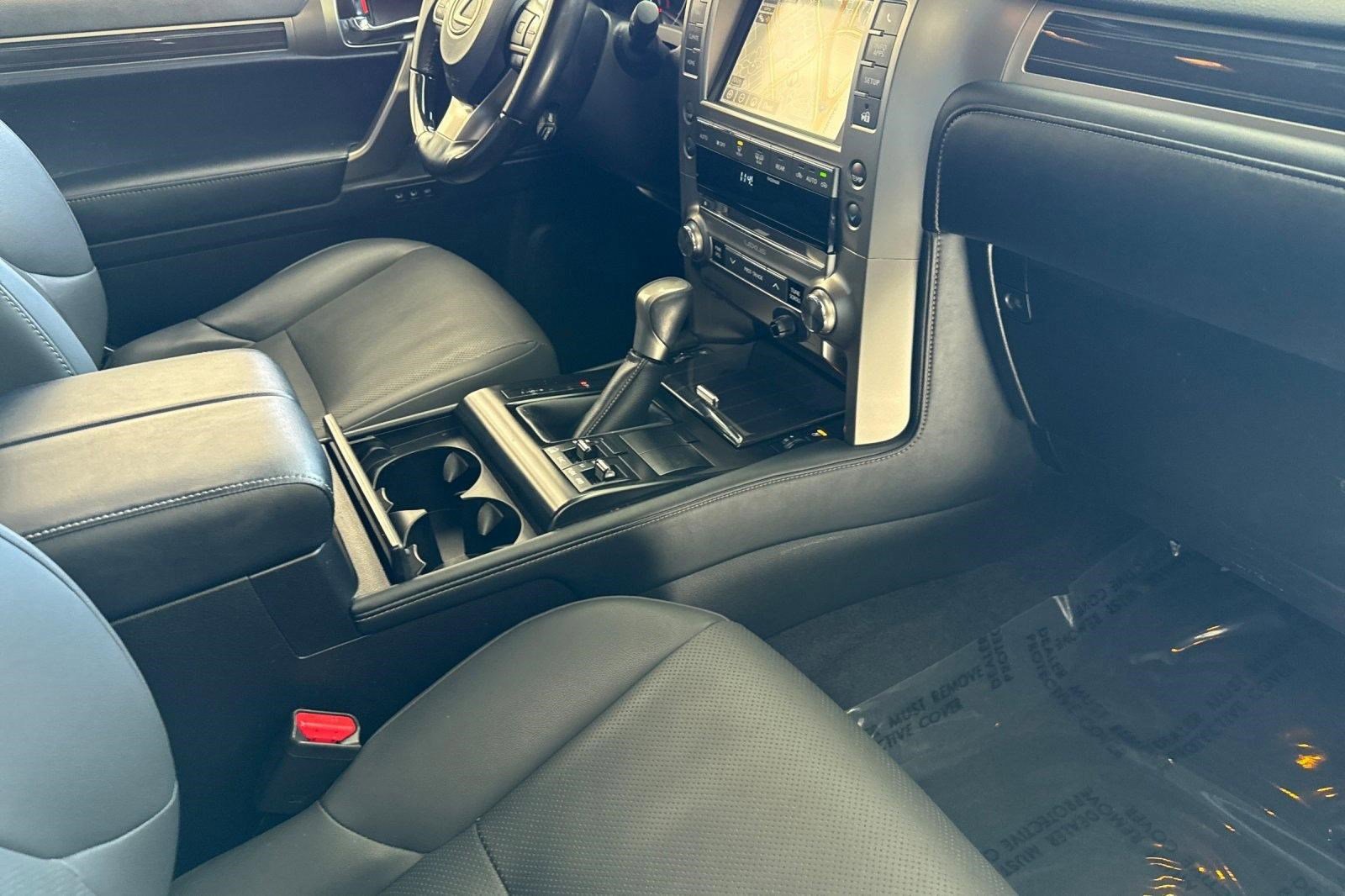 Used 2020 Lexus GX 460 Premium image 32