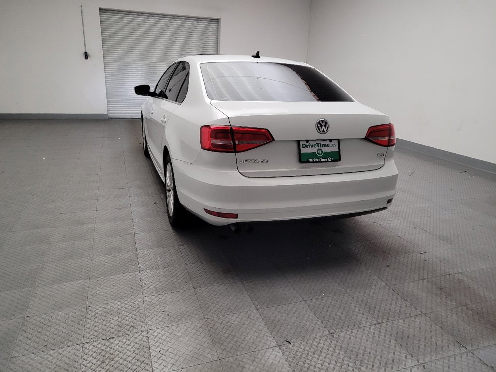 Used 2015 Volkswagen Jetta SE FWD image 6