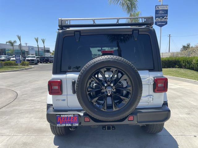 Used 2021 Jeep Wrangler Unlimited Sahara AWD/4WD image 7