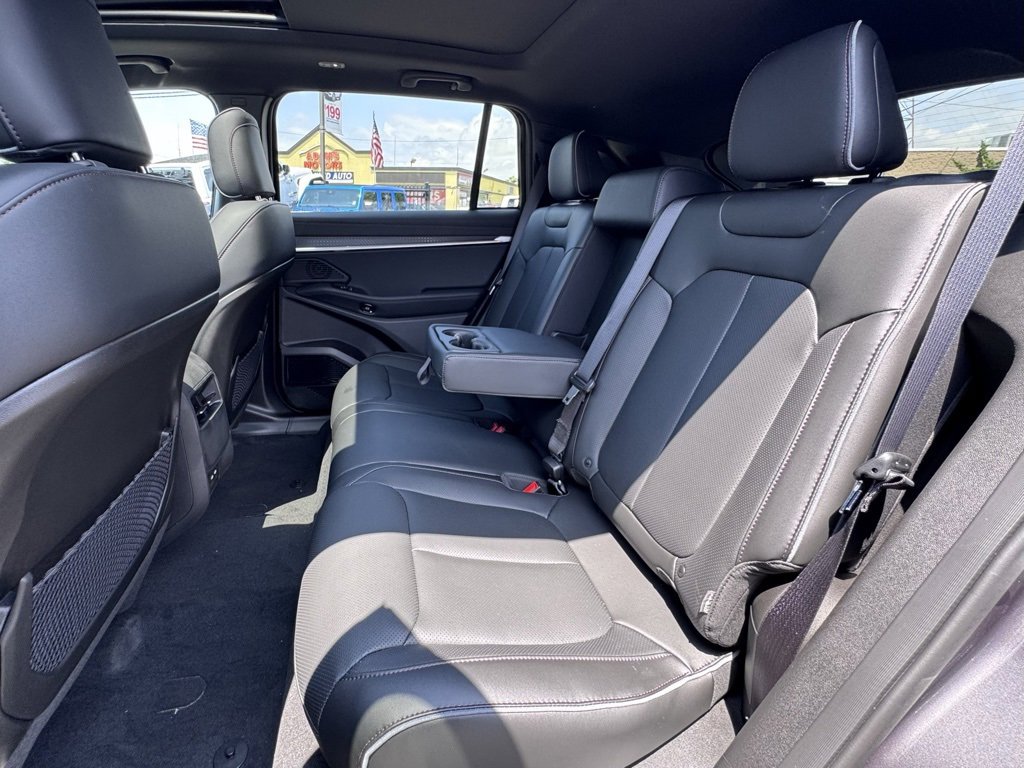 New 2025 Jeep Wagoneer S Limited image 19