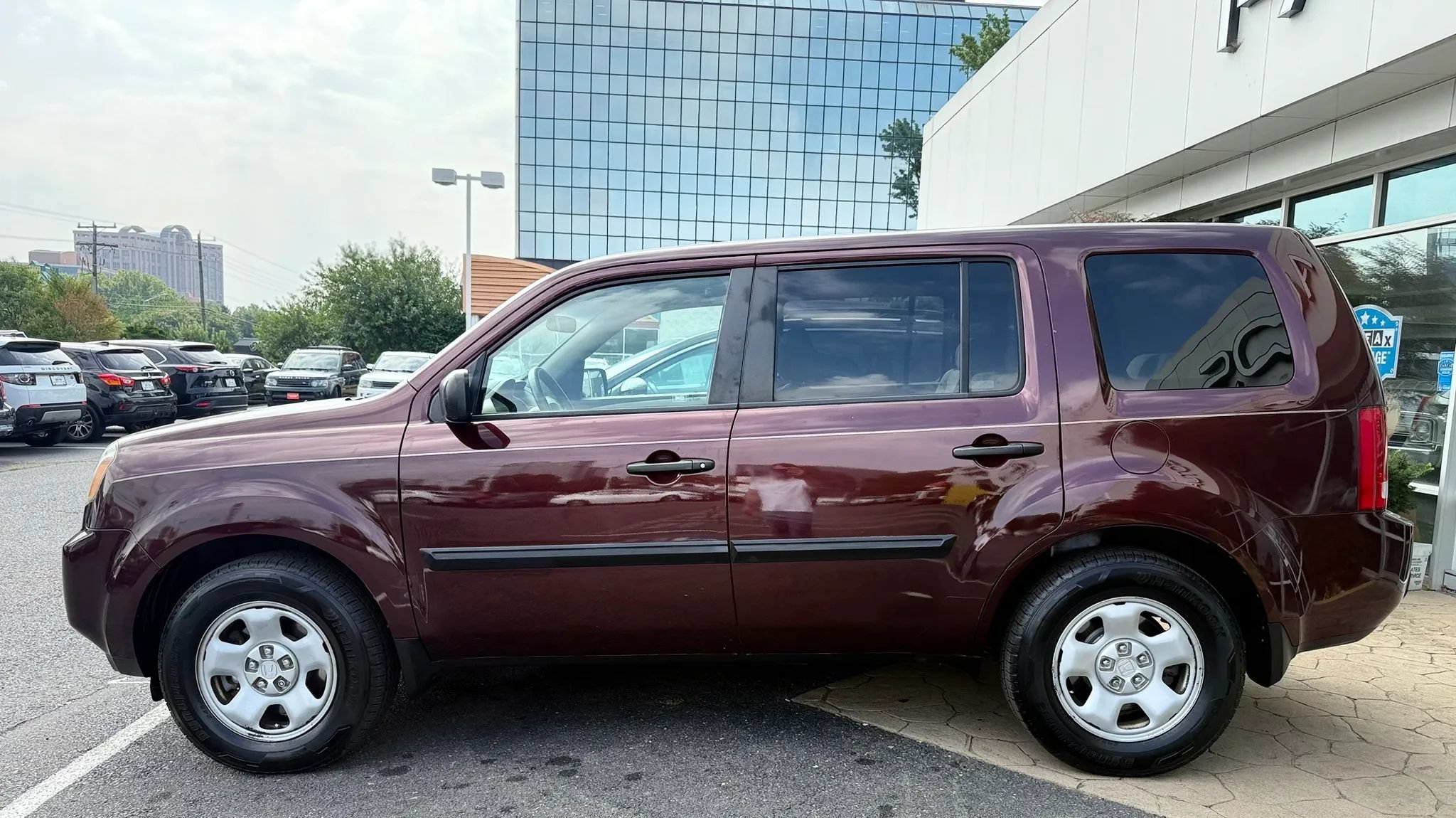 Used 2009 Honda Pilot LX image 4