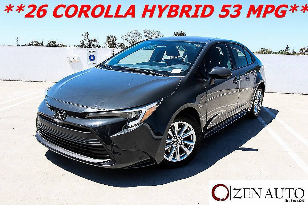 Used 2026 Toyota Corolla LE w/ LE Premium Package FWD image 3