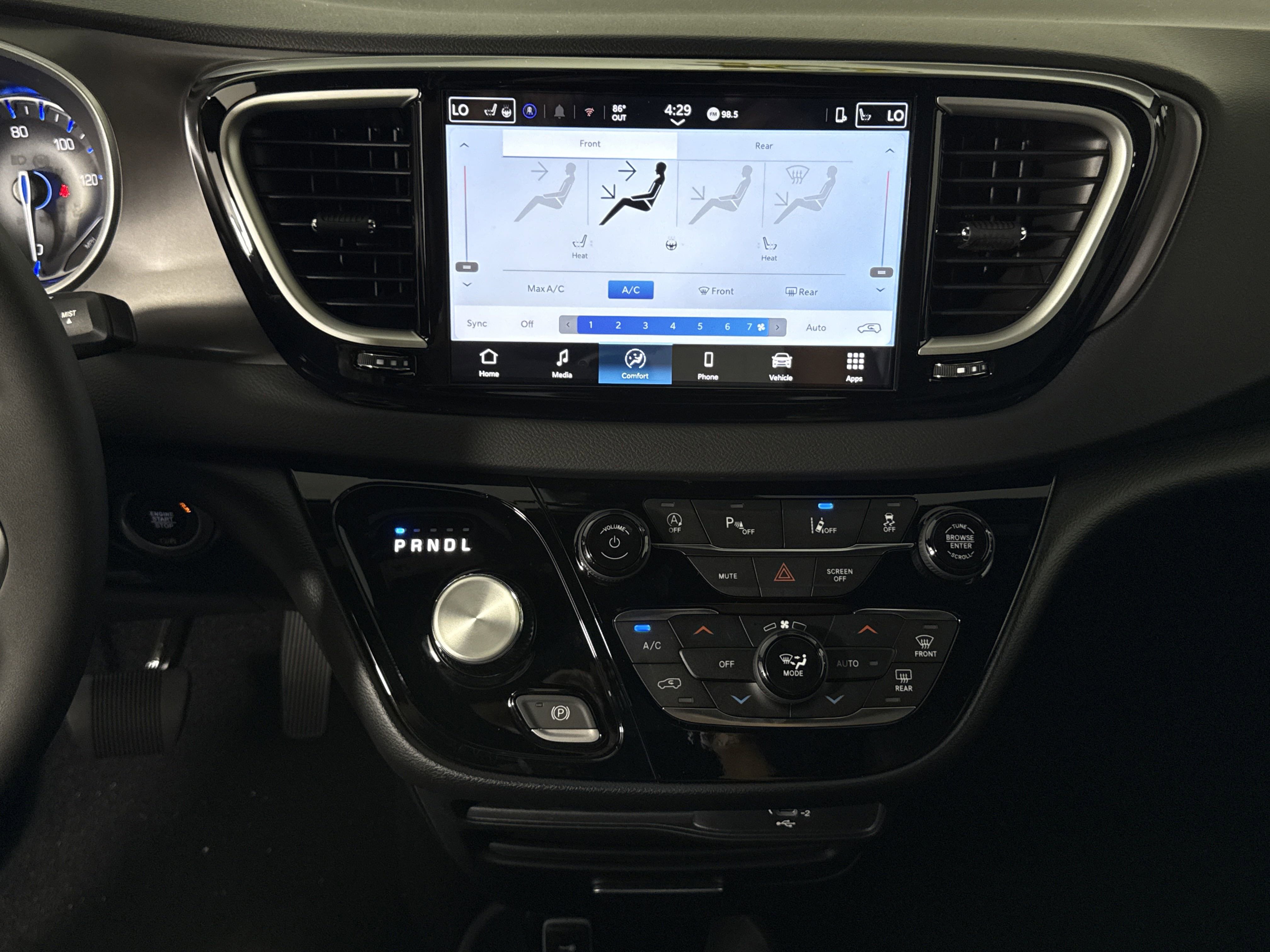 New 2026 Chrysler Voyager LX FWD image 25