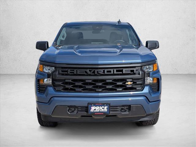 Used 2024 Chevrolet Silverado 1500 Custom image 2