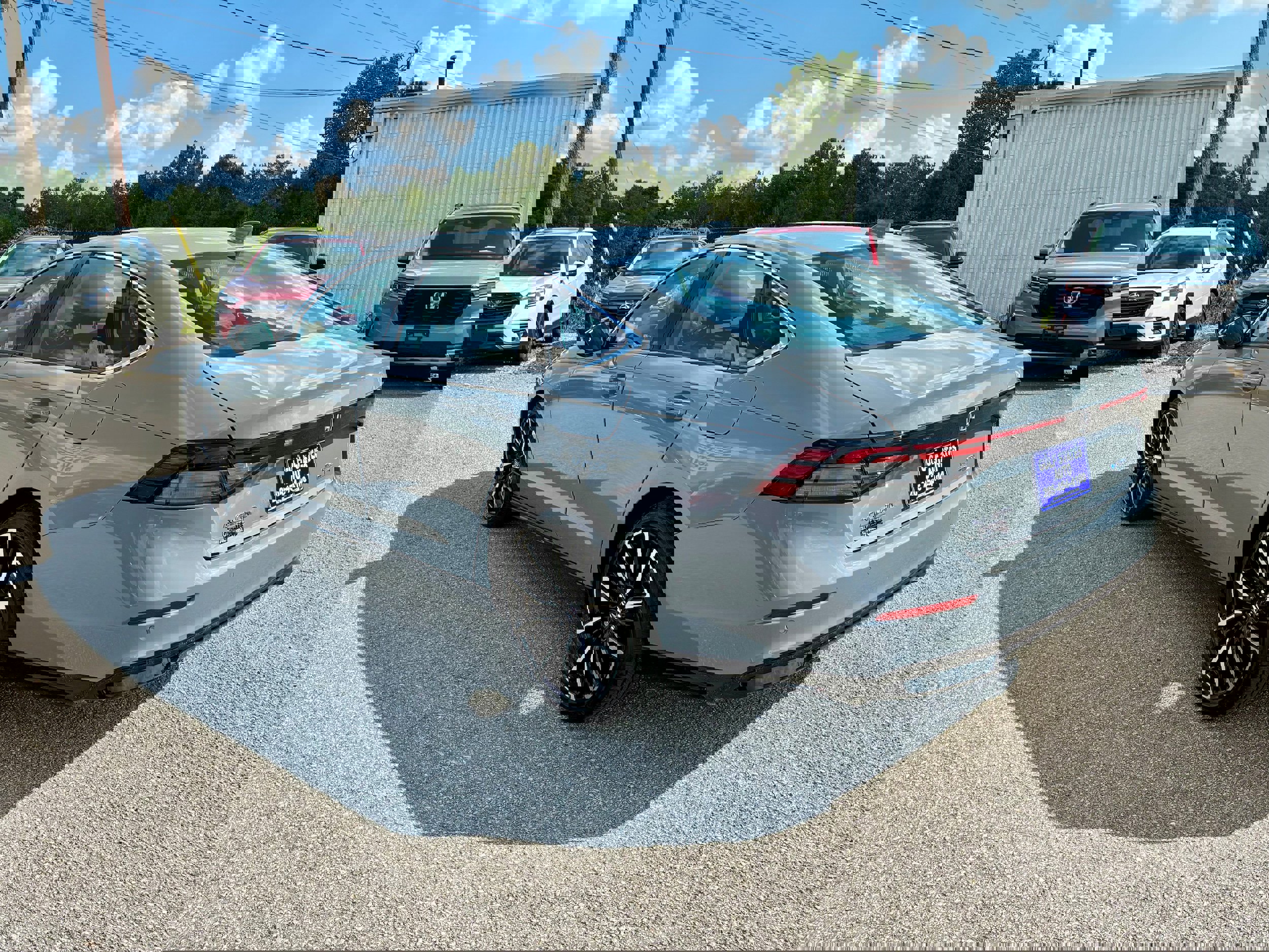 Used 2024 Honda Accord Touring image 11