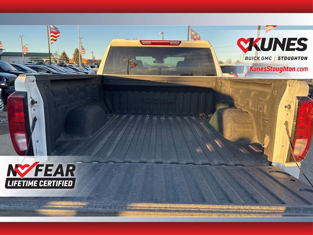 Used 2024 GMC Sierra 1500 SLE image 11