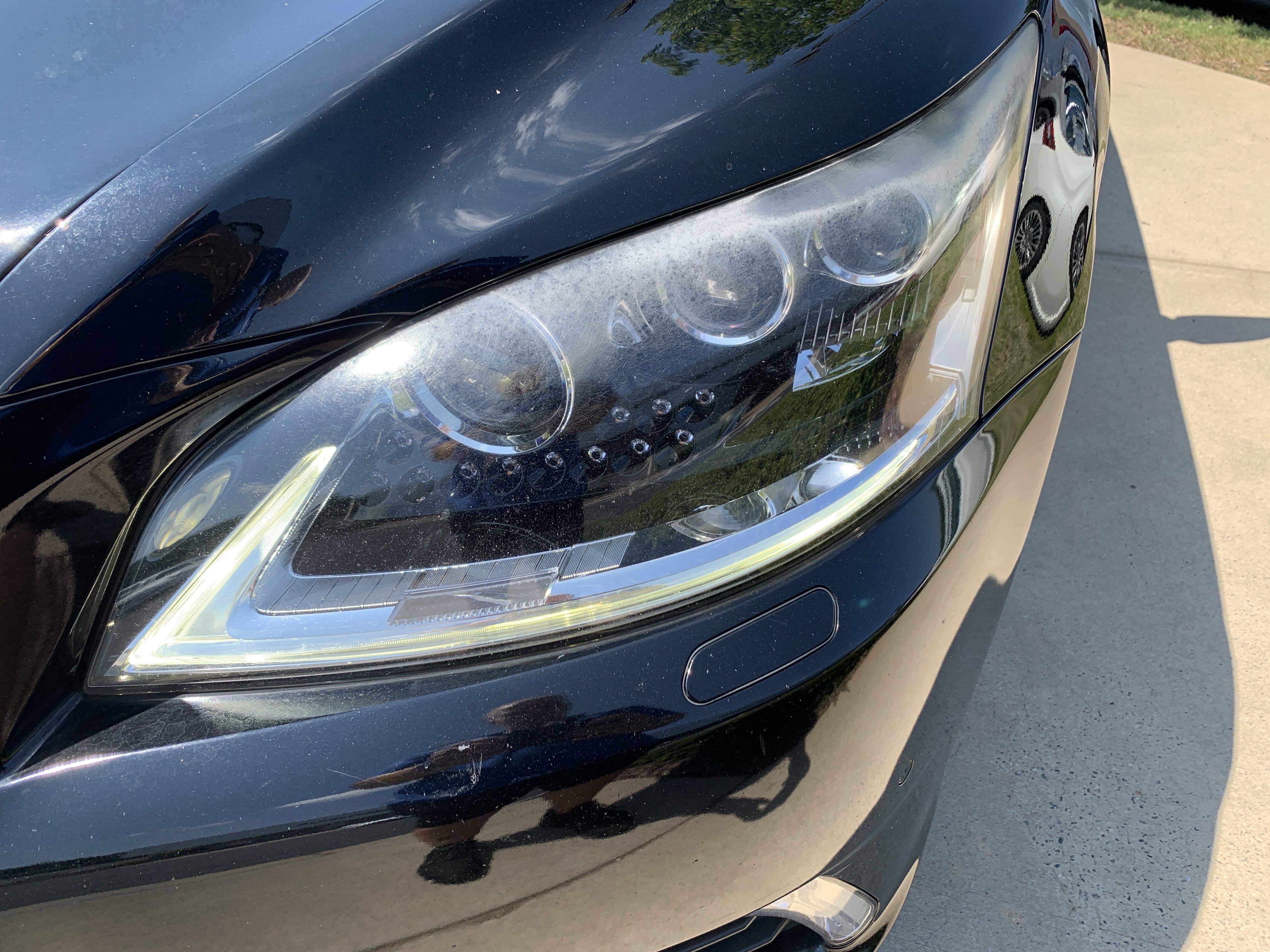 Used 2013 Lexus LS 460 AWD w/ Comfort Pkg image 6