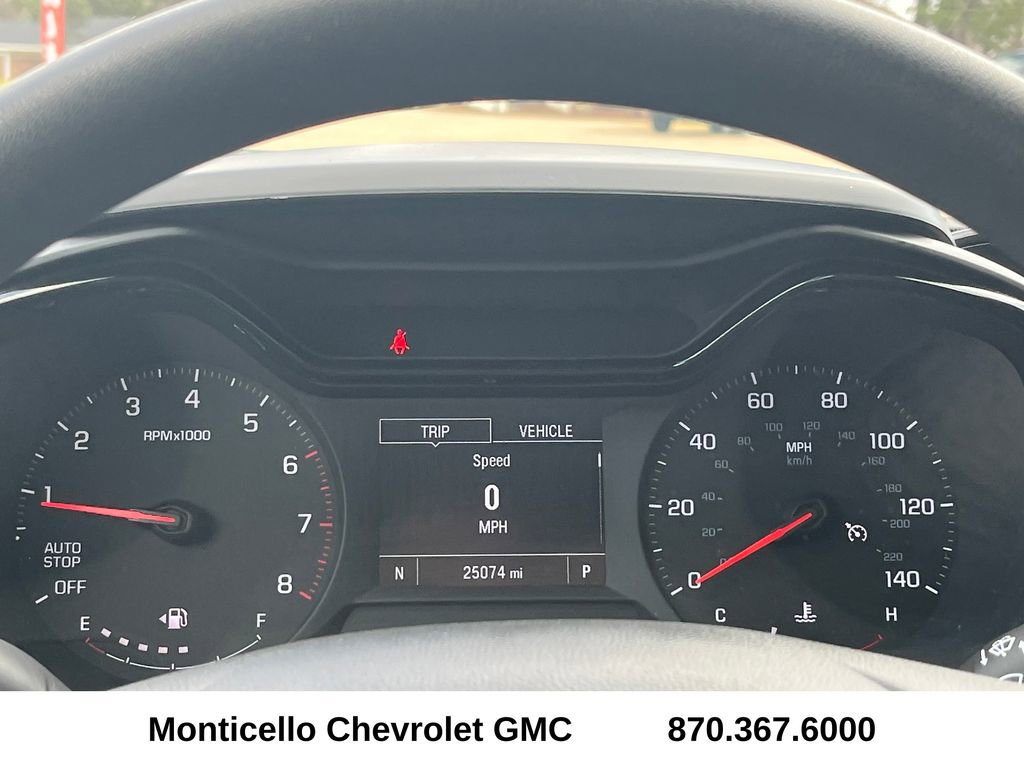 Used 2025 Chevrolet Trax LS image 12