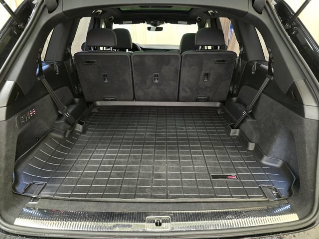 Used 2021 Audi Q7 3.0T Prestige w/ Prestige Package AWD/4WD image 37