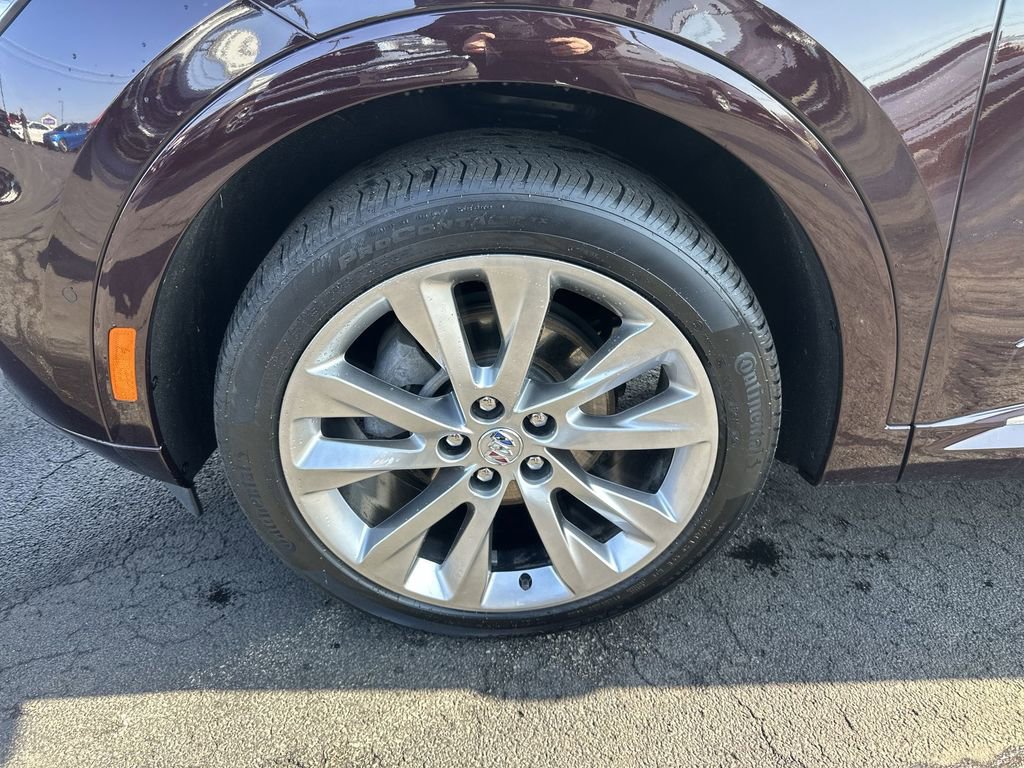 Used 2023 Buick Envision Avenir image 10