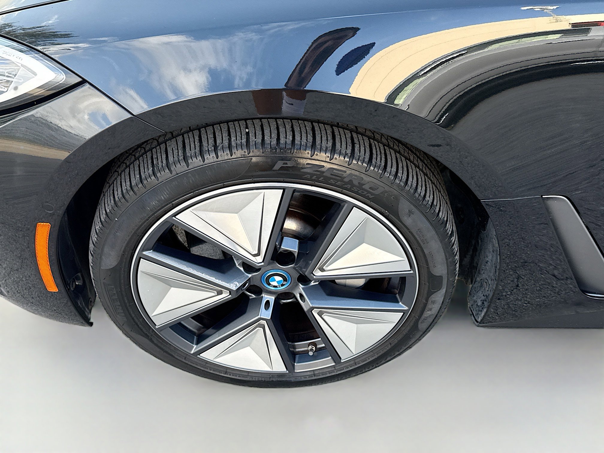 Used 2023 BMW i4 eDrive40 w/ Parking Assistance Package image 37