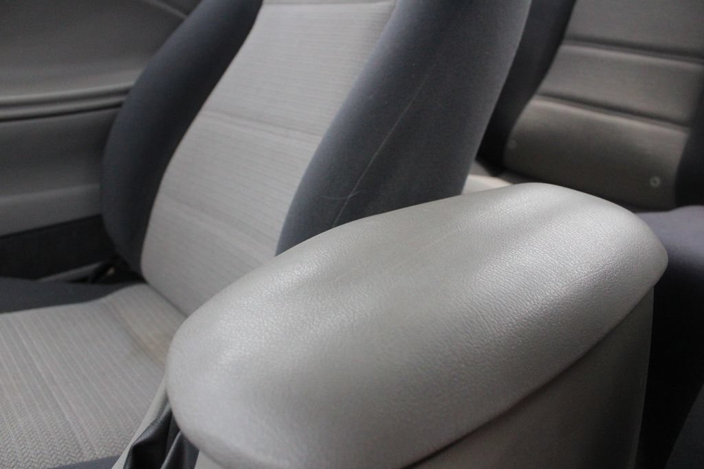 Used 2003 Ford Mustang Coupe RWD image 14