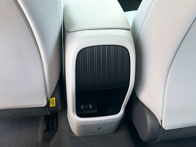 New 2026 Hyundai Kona SE FWD image 24