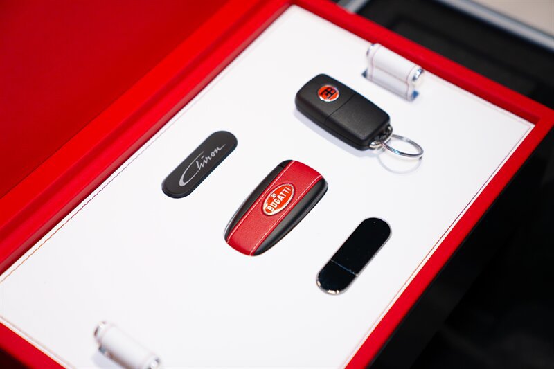 Used 2024 Bugatti Chiron Super Sport AWD/4WD image 78
