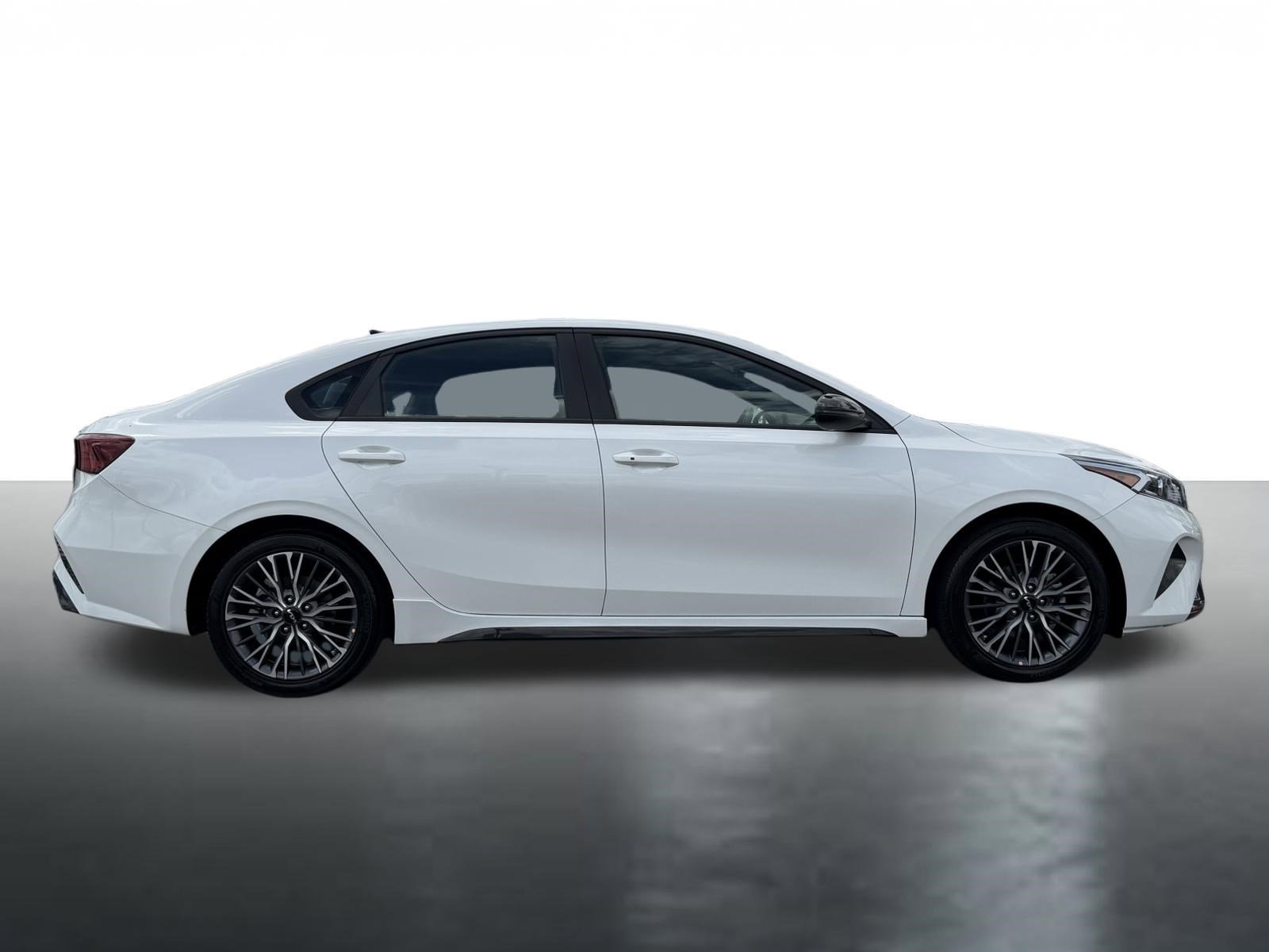 Certified 2023 Kia Forte GT-Line w/ GT-Line Technology Package image 9