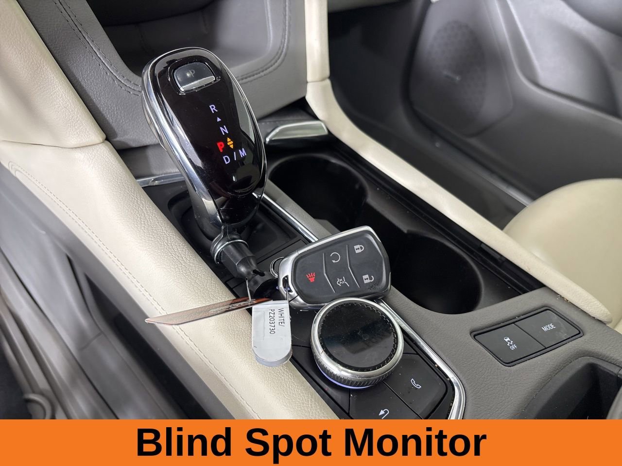 Used 2023 Cadillac XT5 Premium Luxury w/ LPO, Floor Liner Package AWD/4WD image 18