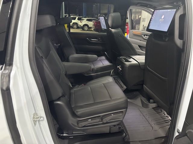 Used 2026 GMC Yukon XL Denali w/ Denali Reserve Package image 38