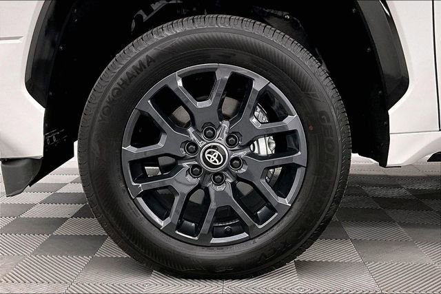 Used 2026 Toyota Tundra Platinum image 10