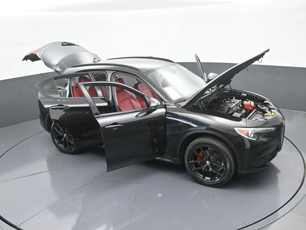 Used 2019 Alfa Romeo Stelvio w/ Nero Edizione image 70