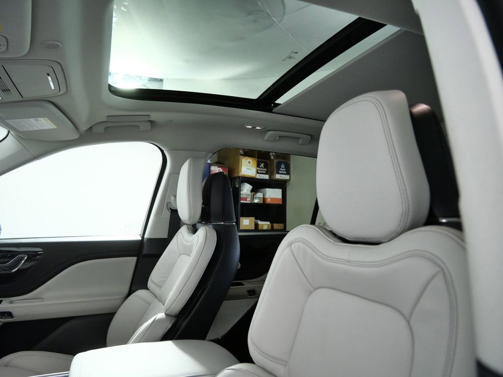 New 2026 Lincoln Aviator Reserve AWD/4WD image 19