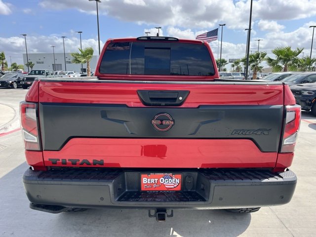 Used 2023 Nissan Titan PRO-4X w/ Pro-4x Convenience Package image 5