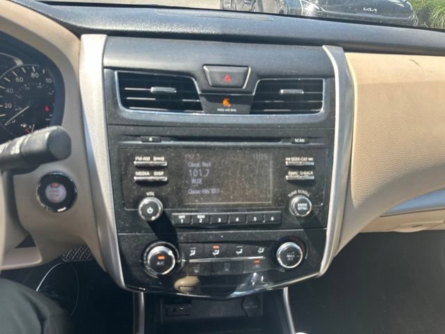 Used 2015 Nissan Altima 2.5 S w/ Power Driver Seat Package FWD image 12