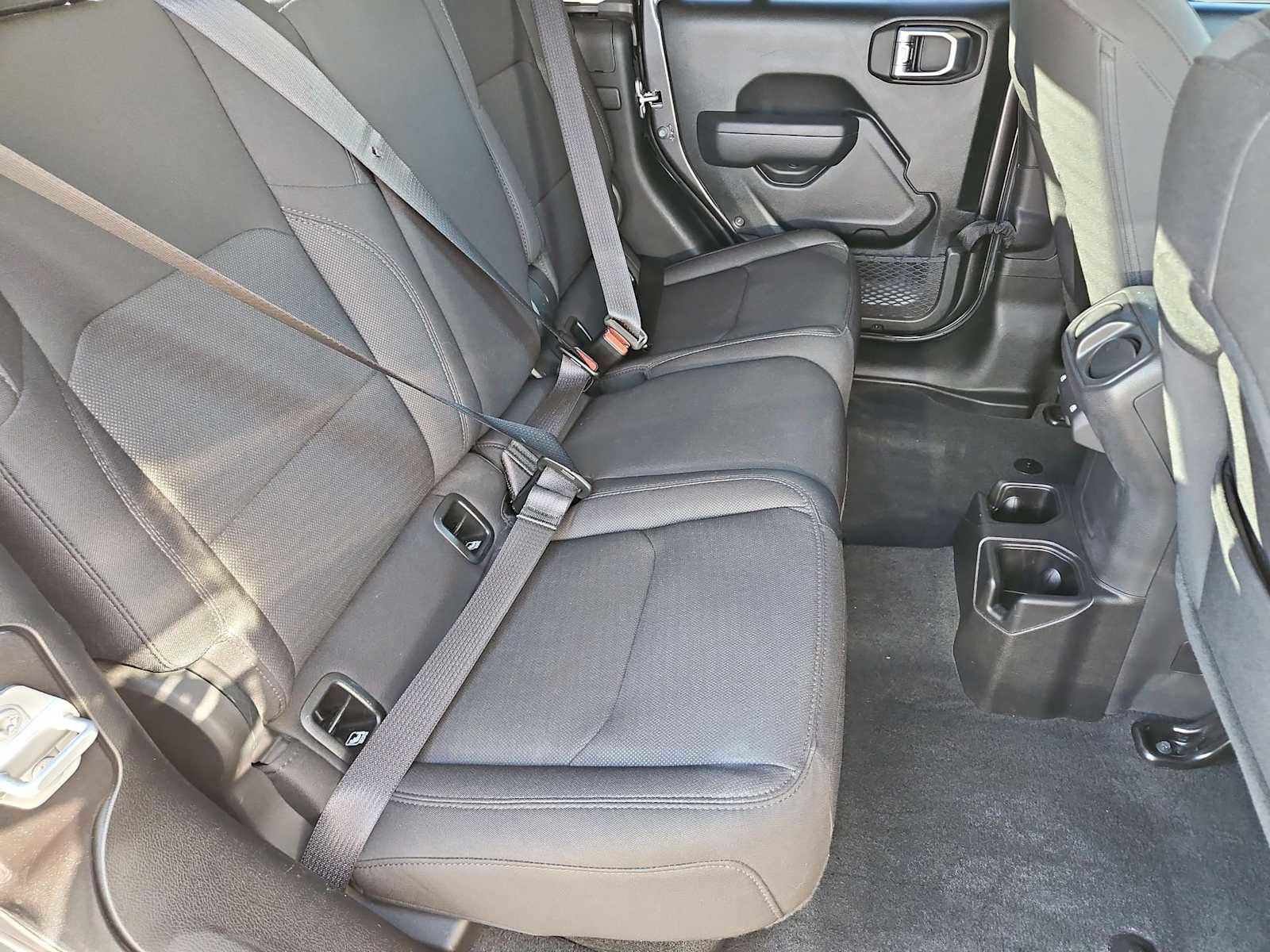 Used 2022 Jeep Gladiator Sport image 19