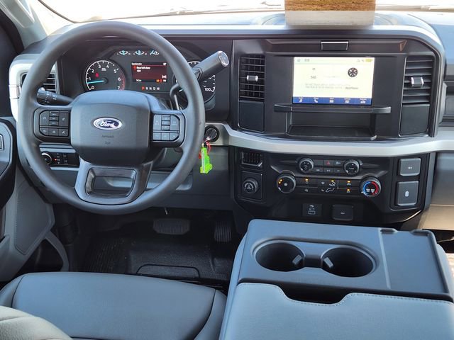 New 2026 Ford F250 XL w/ XL Chrome Package image 27