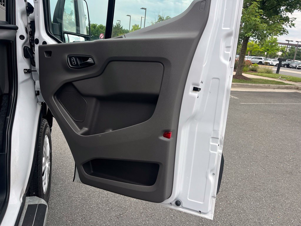 Used 2025 Ford Transit 250 Low Roof w/ Exterior Upgrade Package RWD image 14