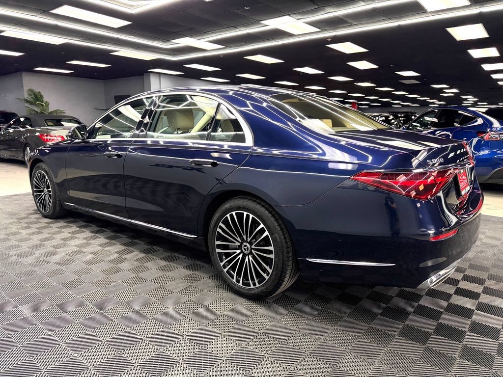 Used 2024 Mercedes-Benz S 580 4MATIC Sedan image 9