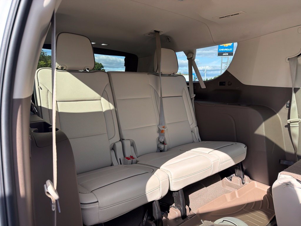 Used 2023 GMC Yukon XL Denali w/ Max Trailering Package AWD/4WD image 37