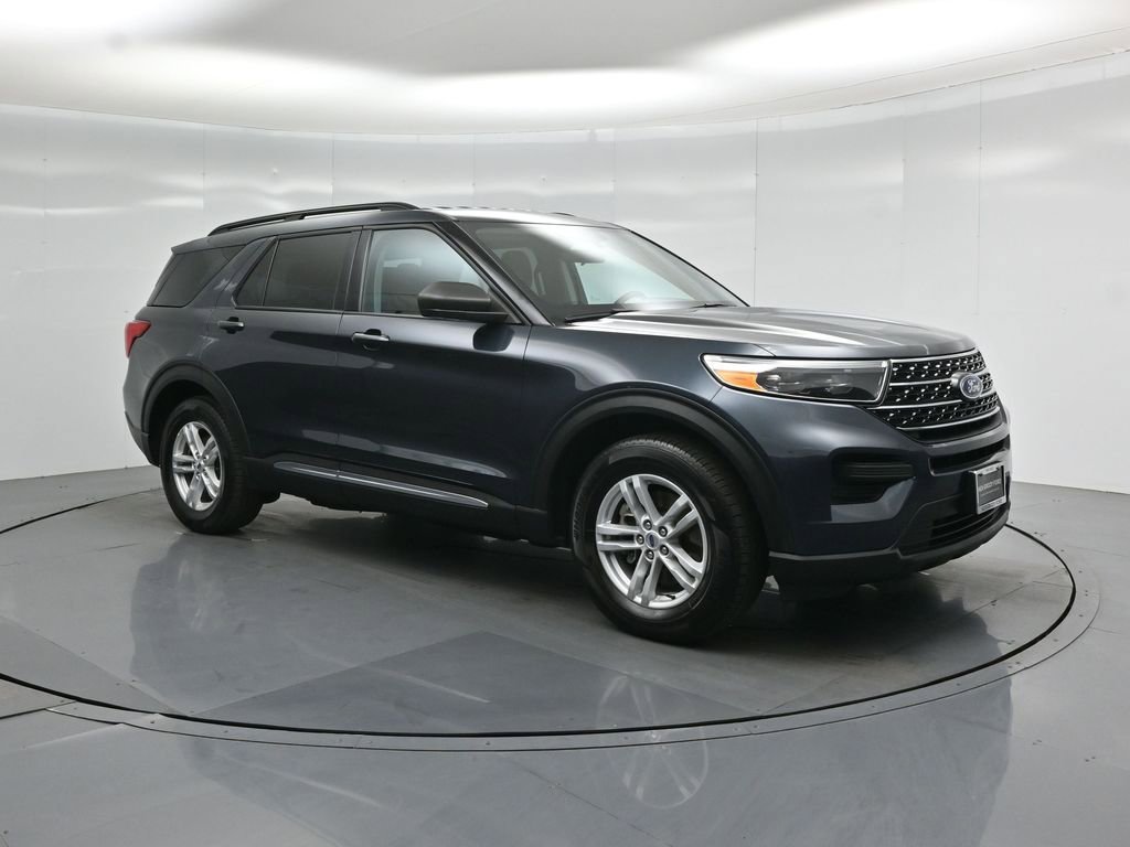 Certified 2023 Ford Explorer XLT RWD image 24