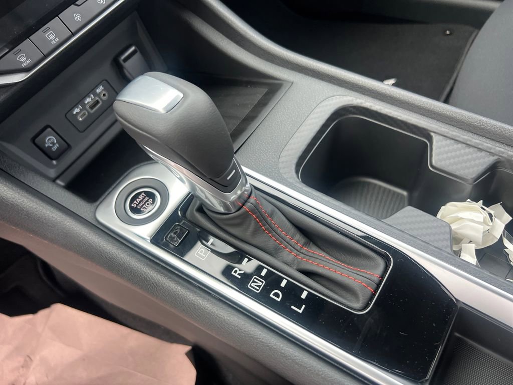 New 2025 Nissan Sentra SR image 23