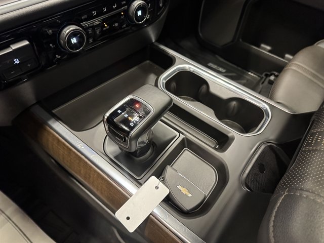 Used 2025 Chevrolet Silverado 1500 High Country w/ Technology Package AWD/4WD image 28