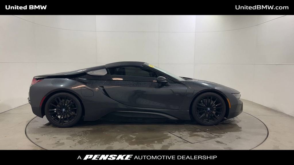 Used 2019 BMW i8 Roadster image 9