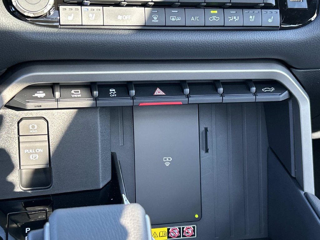 New 2026 Toyota Tundra Limited AWD/4WD image 43