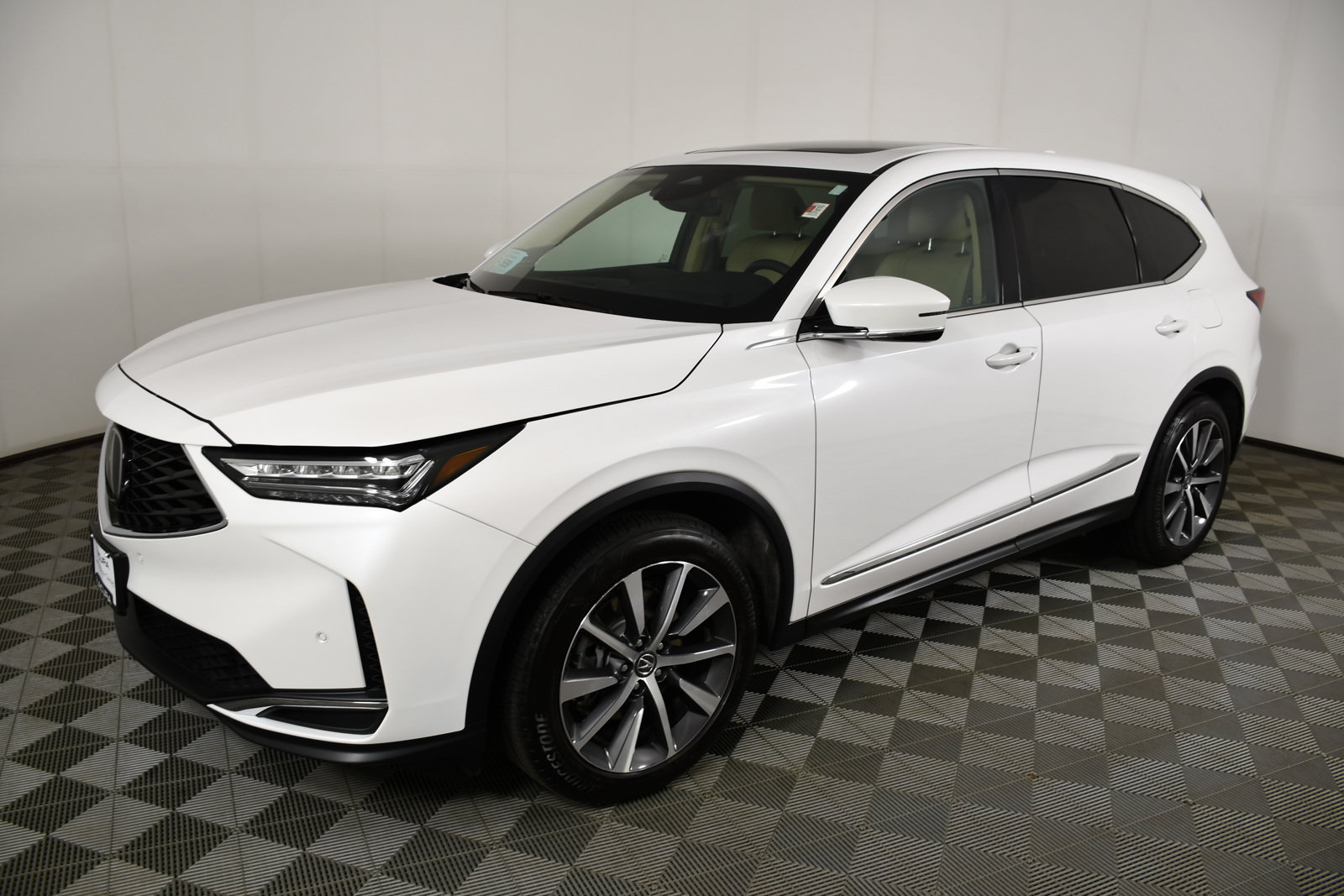 Certified 2025 Acura MDX SH-AWD w/ Technology Package image 10