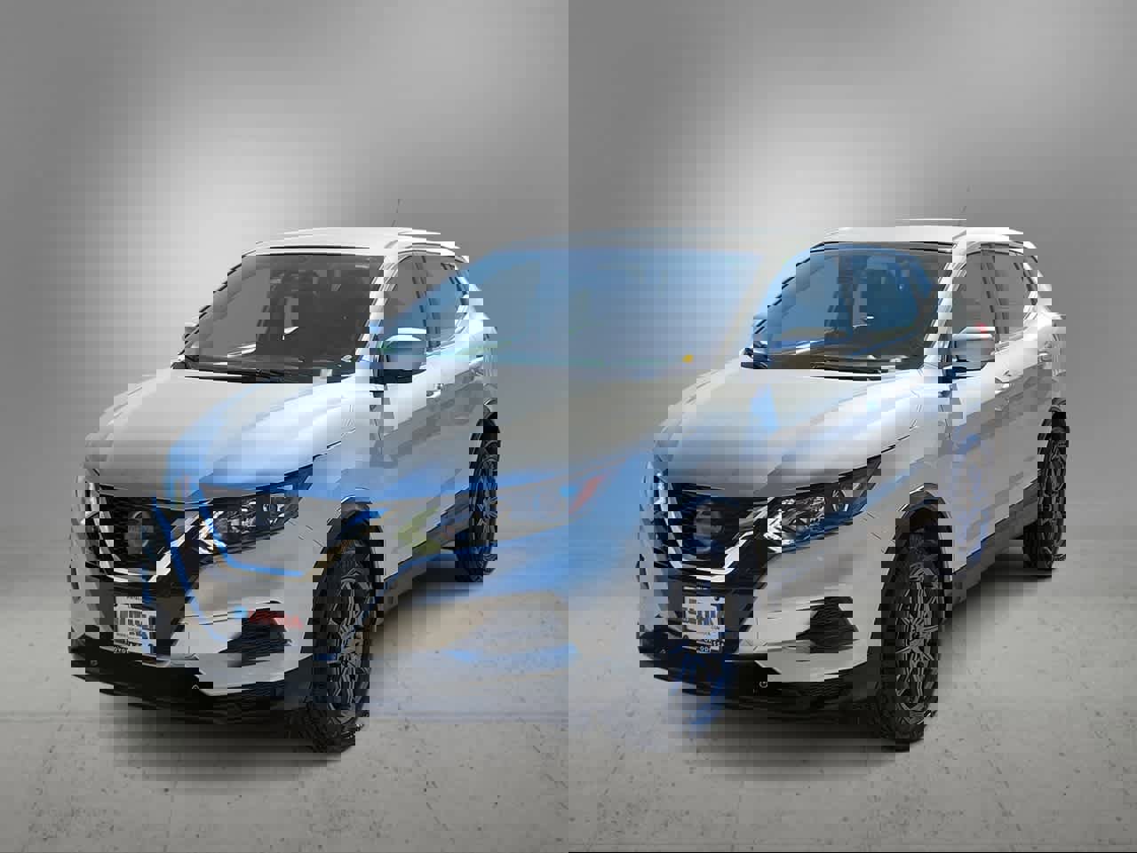 Used 2020 Nissan Rogue Sport S image 4