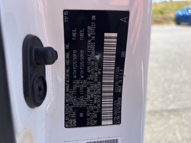Used 2015 Toyota Sienna SE FWD image 11