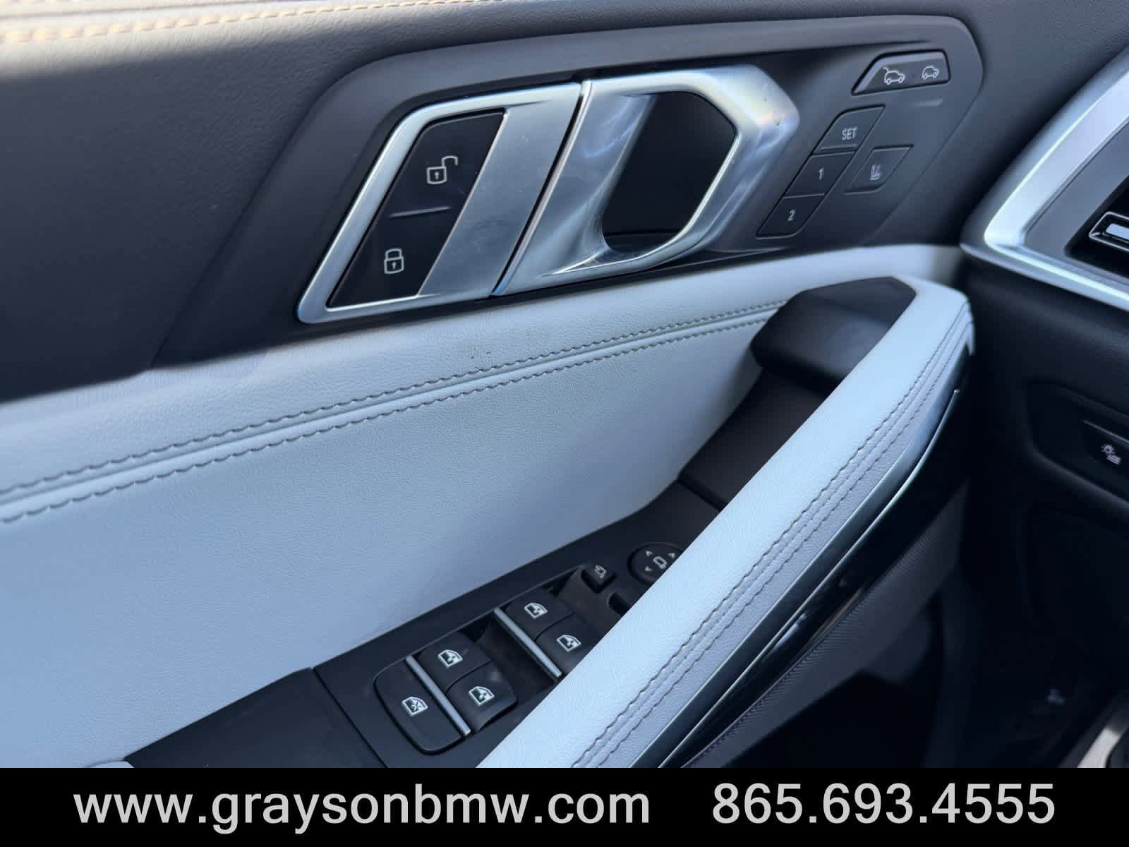 Used 2025 BMW X6 M60i AWD/4WD image 22
