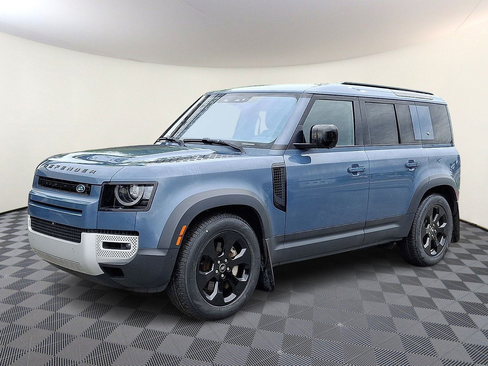Used 2022 Land Rover Defender 110 SE