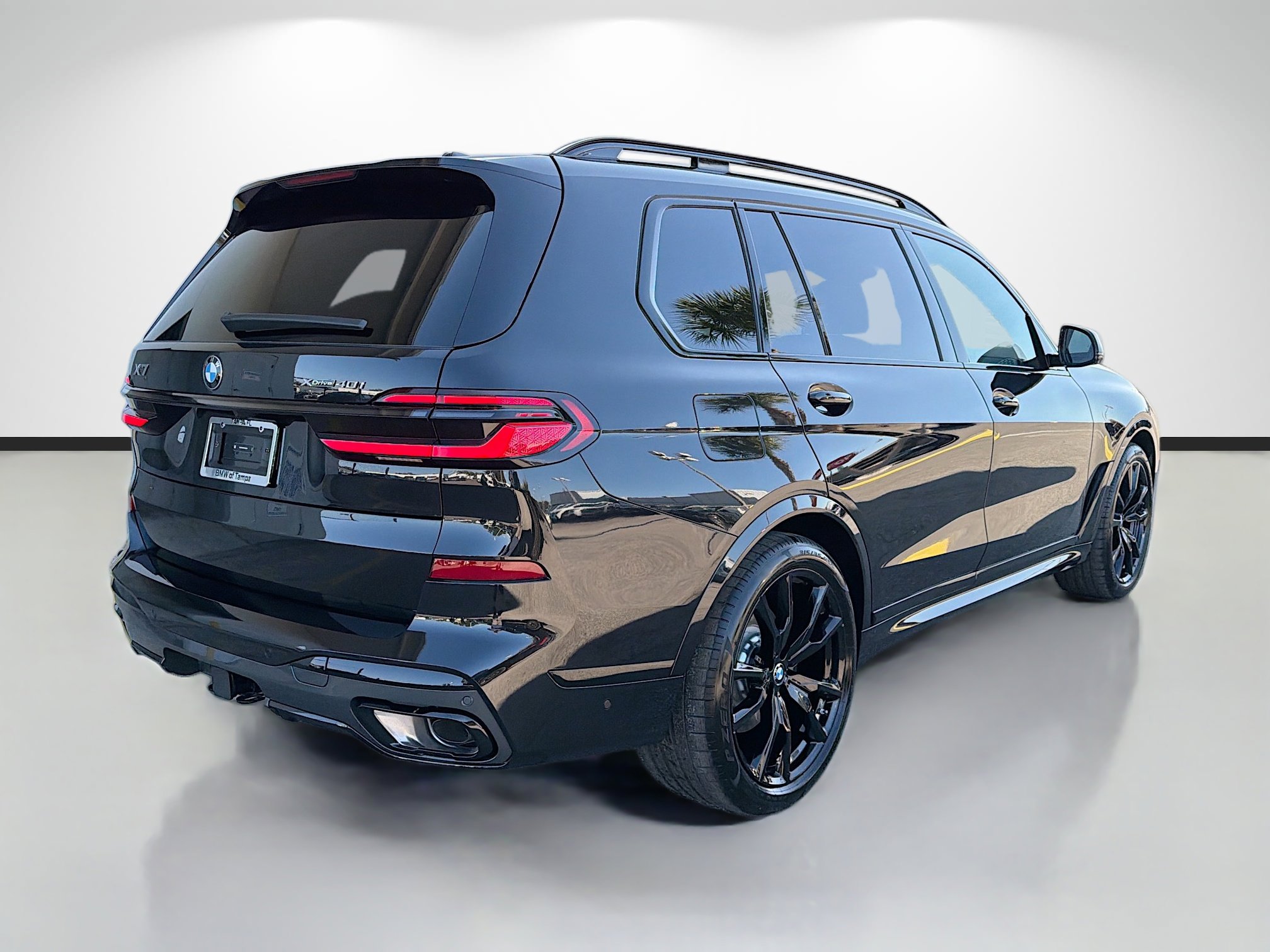 New 2026 BMW X7 xDrive40i image 3