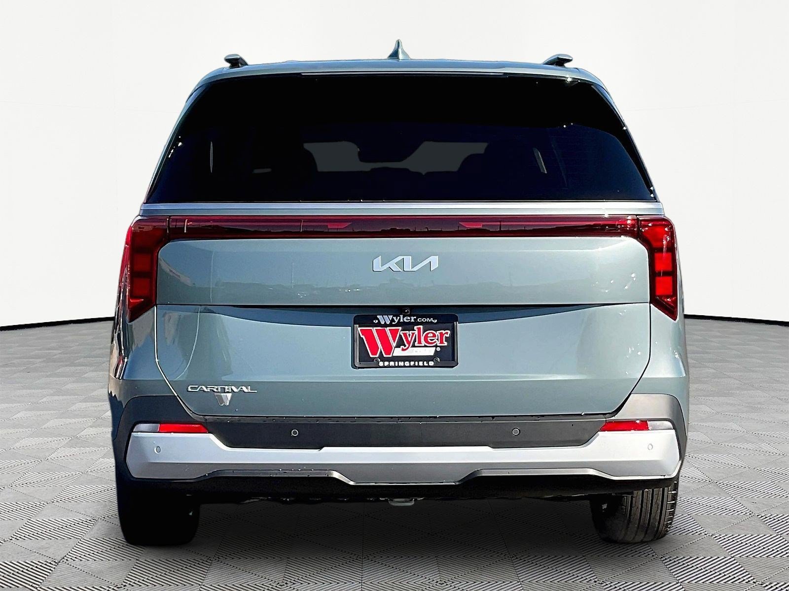 New 2027 Kia Carnival EX FWD image 5