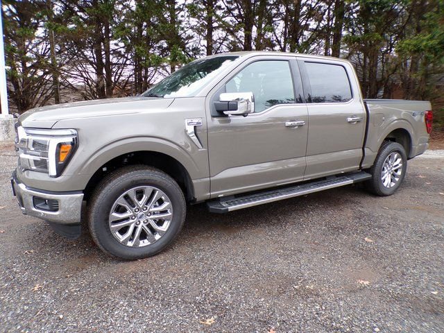 New 2026 Ford F150 Lariat w/ Equipment Group 501A Mid